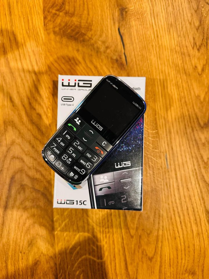 Nový telefon WINNER WG15 C ČERNÝ pro seniory - 2