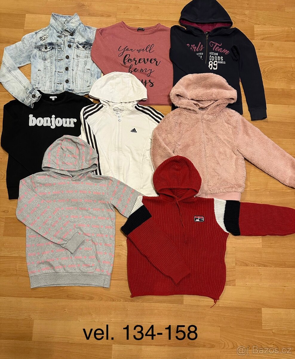 Mikiny a svetry holky - 2