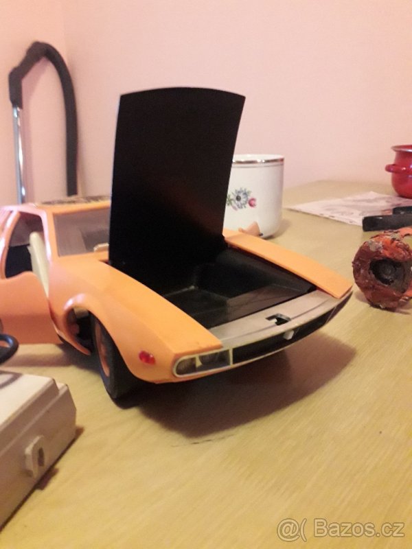 Stare auto s lankovym ovladanim - 2