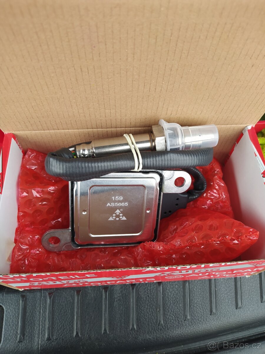NOx senzor Mercedes Benz - 2
