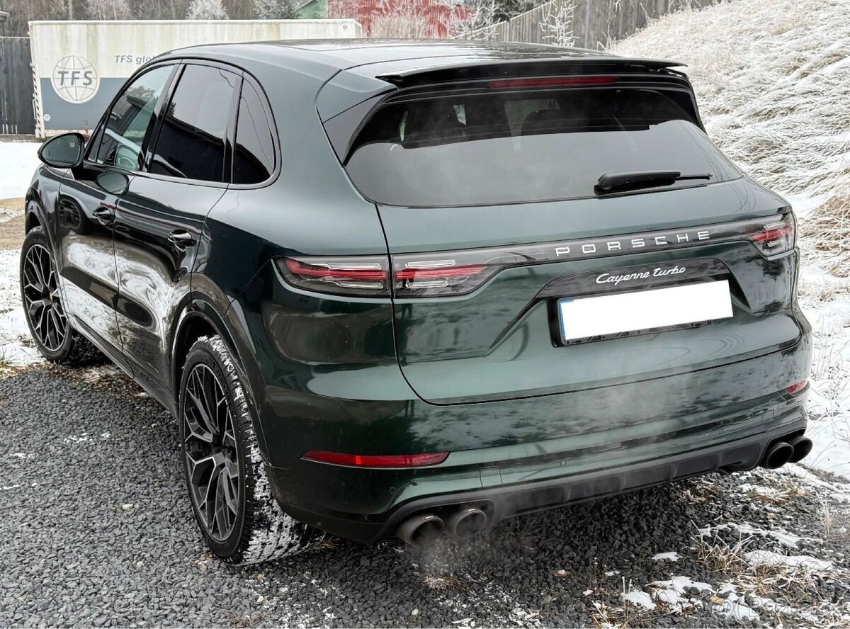 Porsche Cayenne Turbo - 2