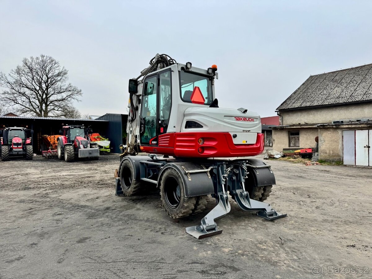 Kolový otočný bagr TAKEUCHI TB 295W - 2