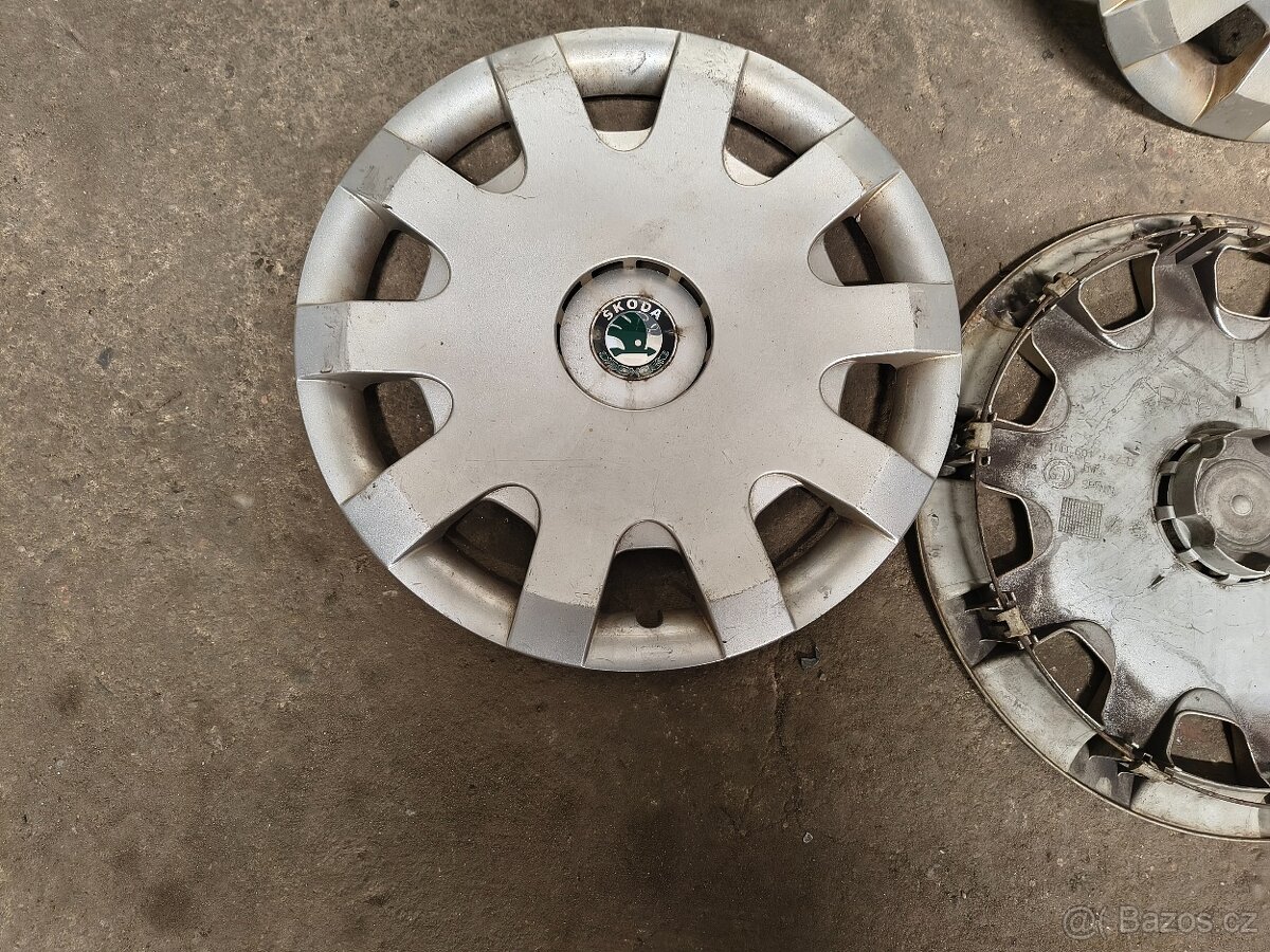 Poklice Škoda 15" - 2