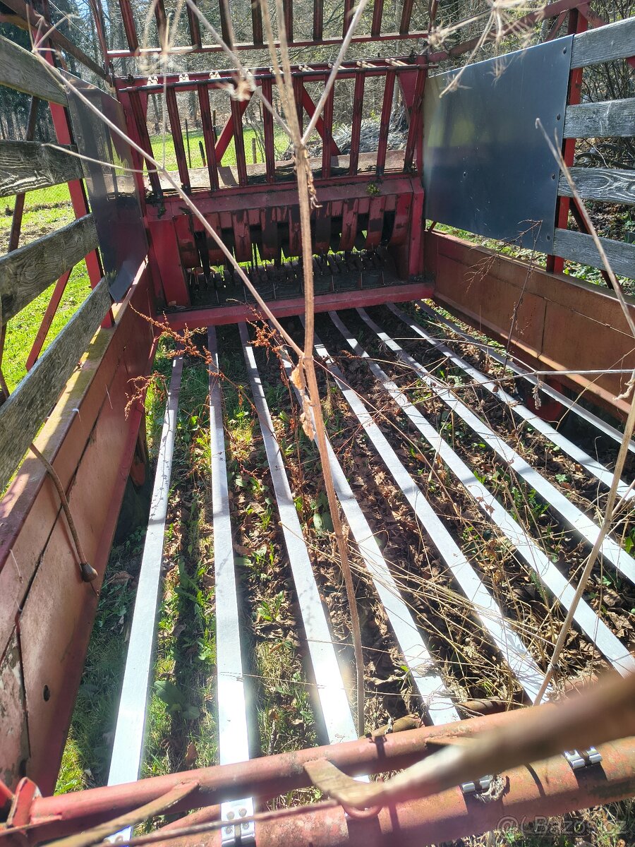 Sběrací vůz Pottinger kadett - 2