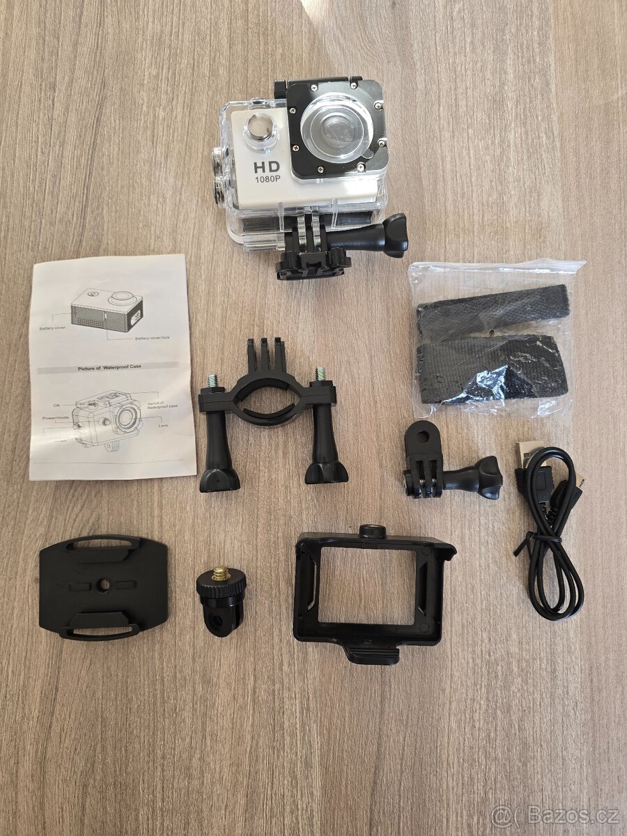 Outdoorová sportovní kamera- bohaté příslušenství bílá/černá - 2