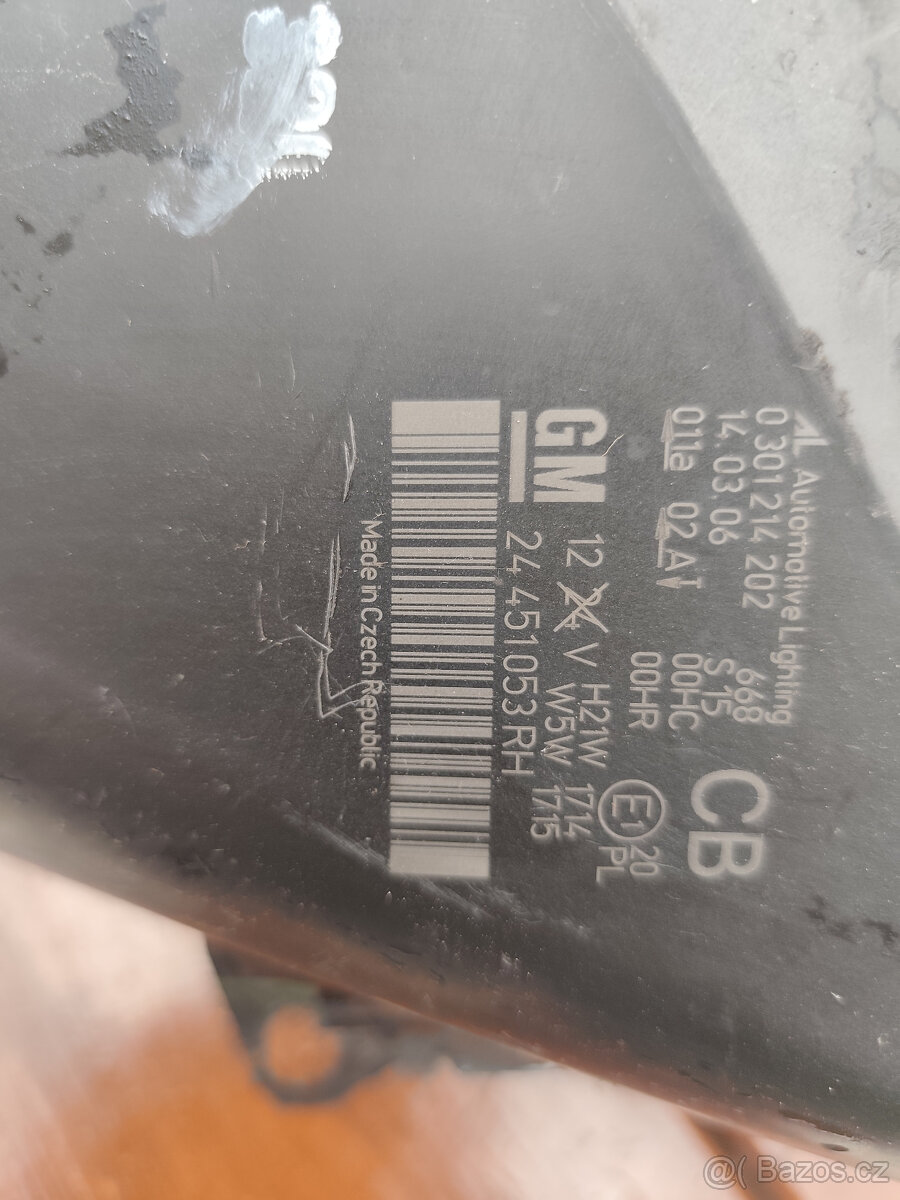 Opel Zafira B 05-08 P světlo, roleta a stropní airbag. - 2