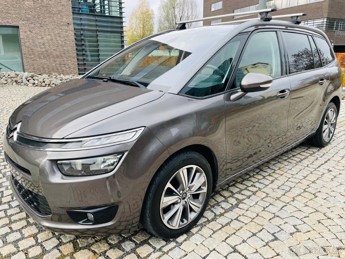 Citroën Grand C4 Picasso 2.0HDi AUT NAVIG LED 7 MÍST KAMERA - 2