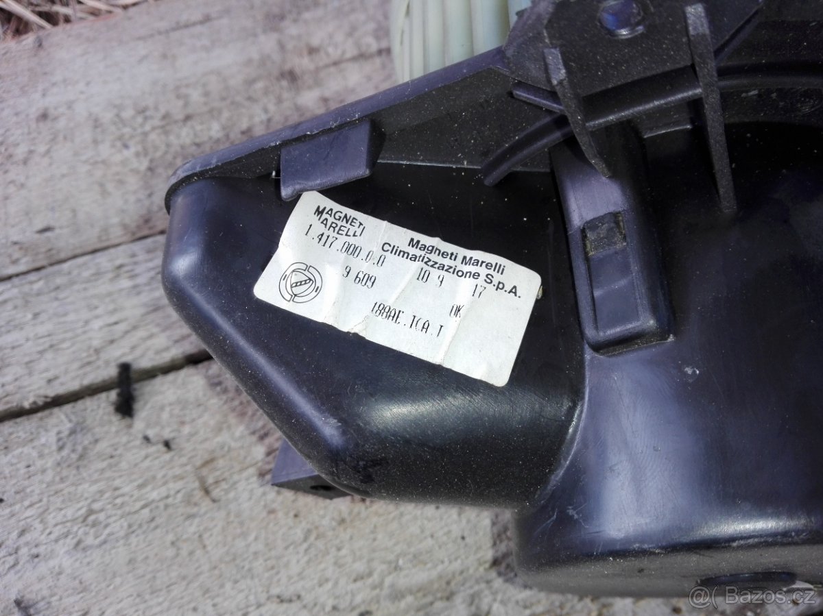 Fiat Punto 2 1.2 44KW - náhradní díly - ventilátor poloosa - 2