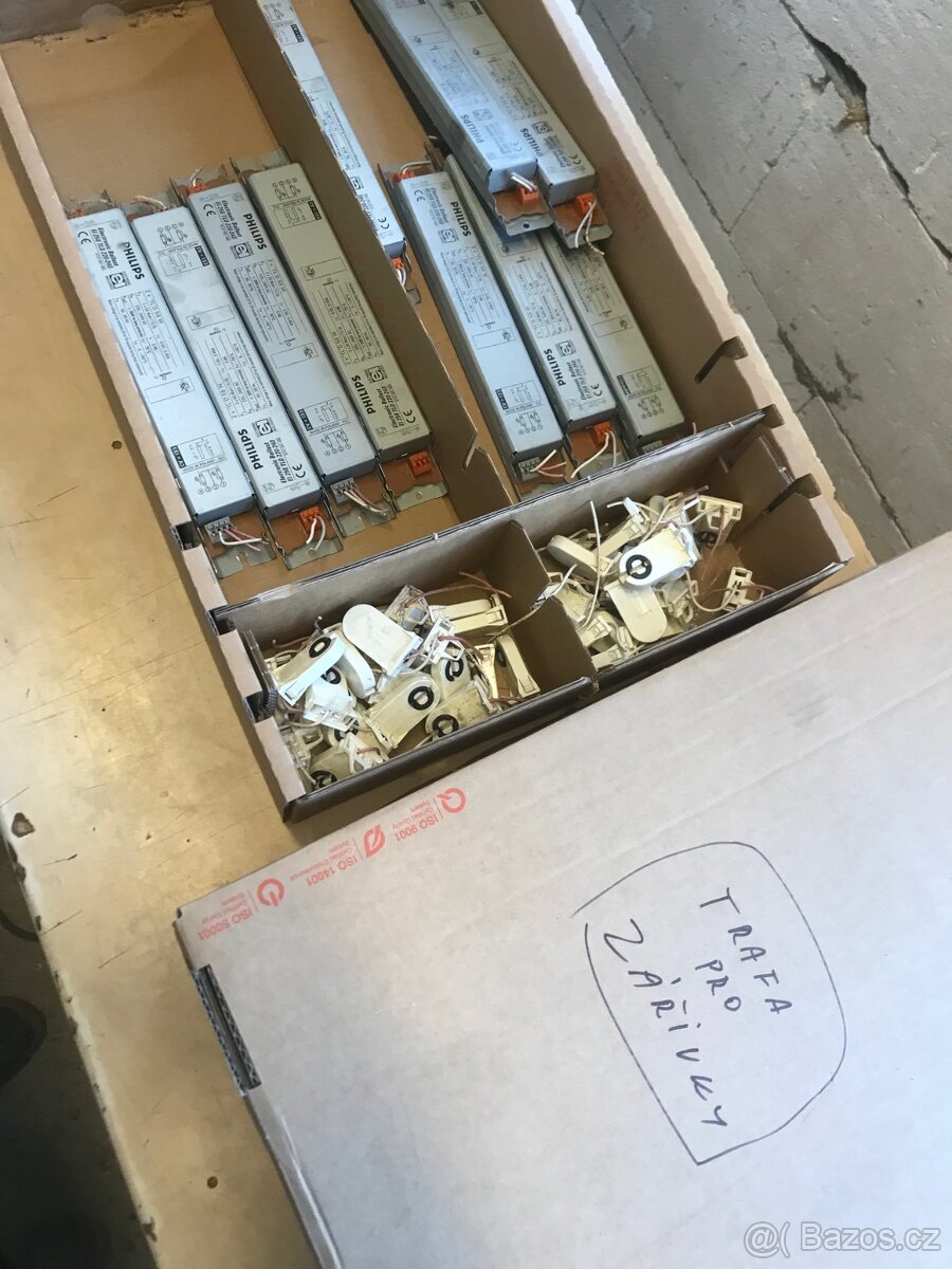 zářivky Philips prachuvzdorné 160/150cm do dílny - 2