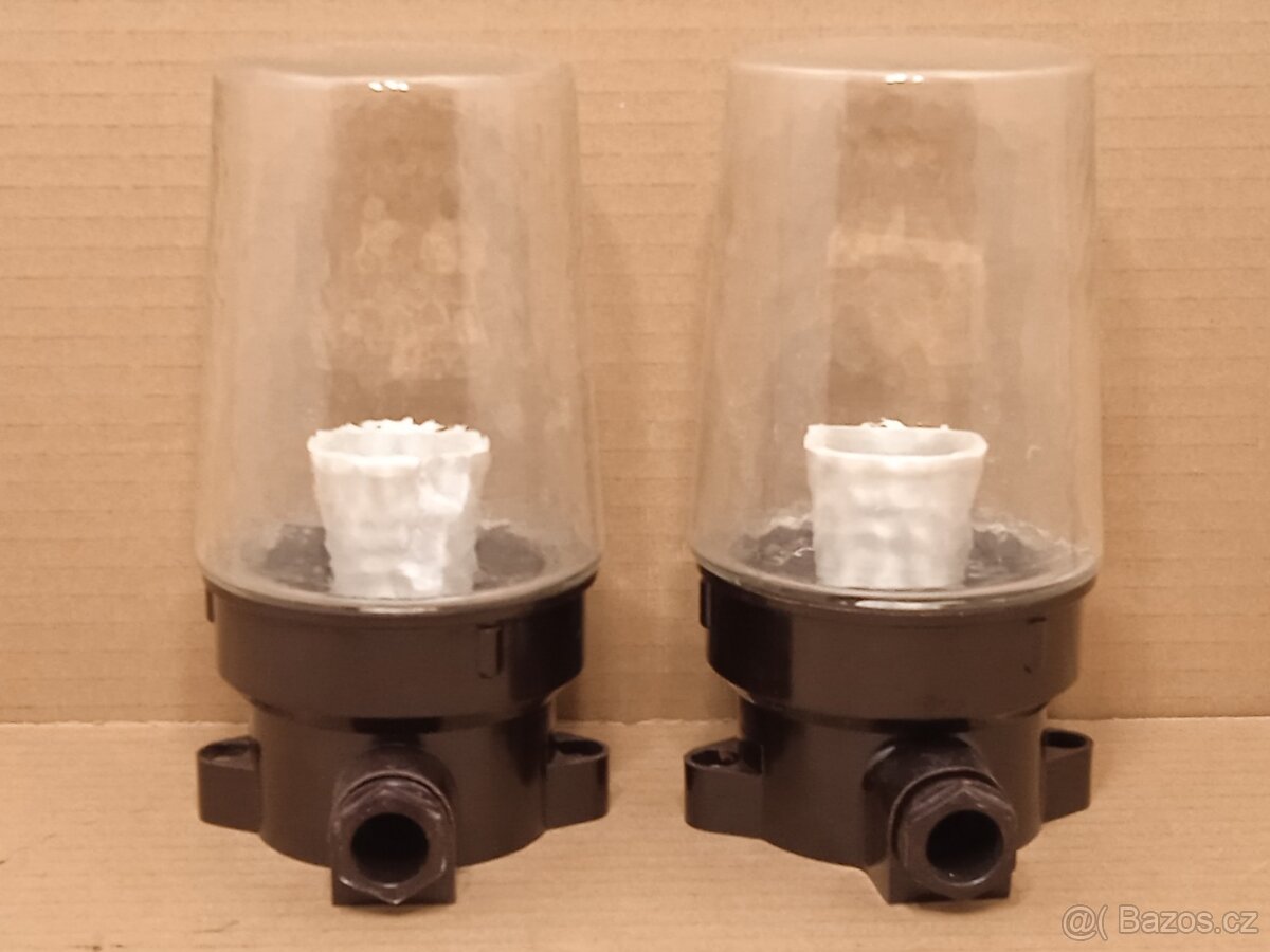 Bakelitové idustriální světlo - TYP 15302 - 2