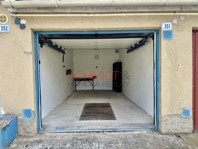 Prodej garáže Hustopeče - 2