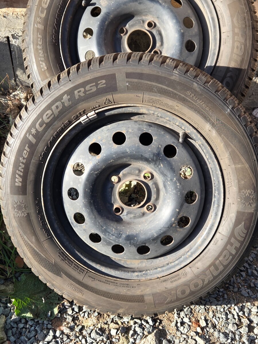 Zimni Hankook 195/65 R15 - 2