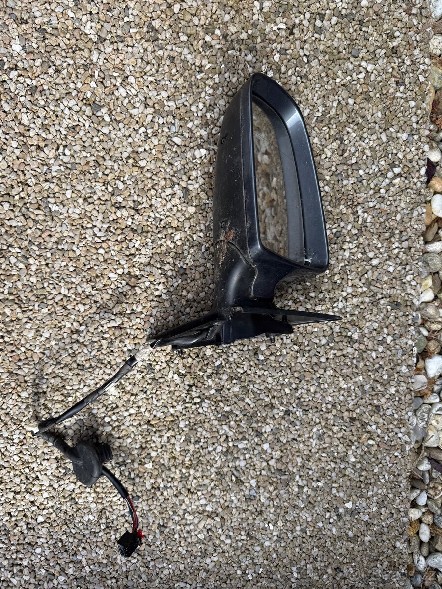 Řidičovo zrcátko Audi A3 8P 2008 - 2