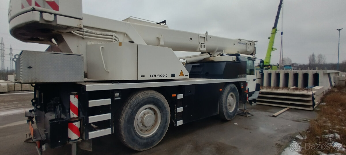 Mobilní jeřáb liebherr LTM 1030 - 2