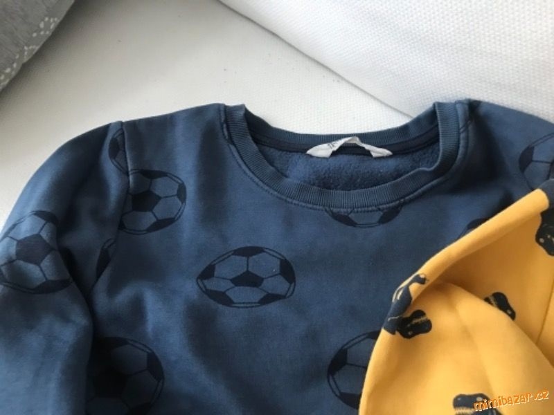 Nádherné mikiny, cena celkem - 2