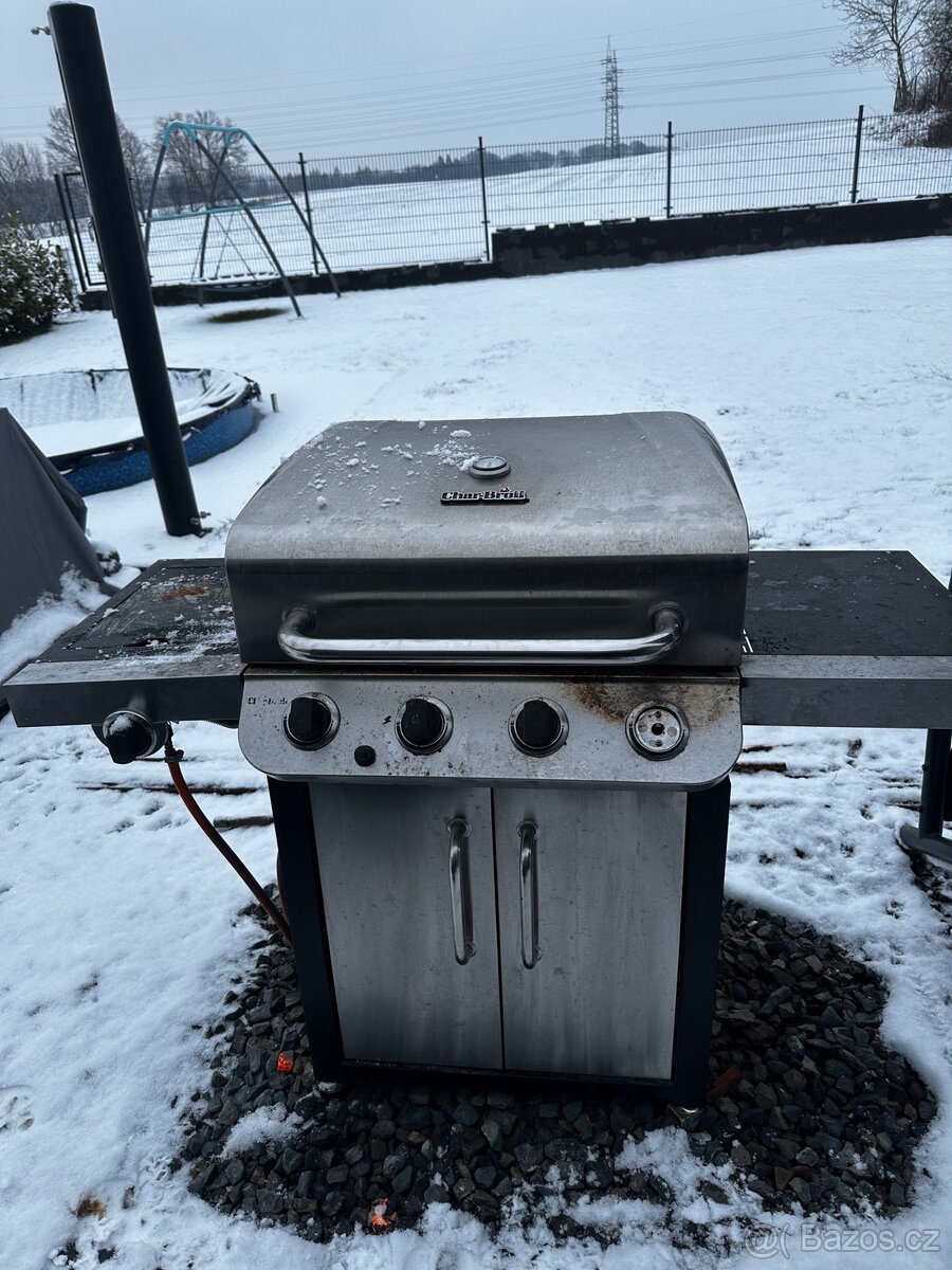 Zahradní plynový gril Char-Broil - 2