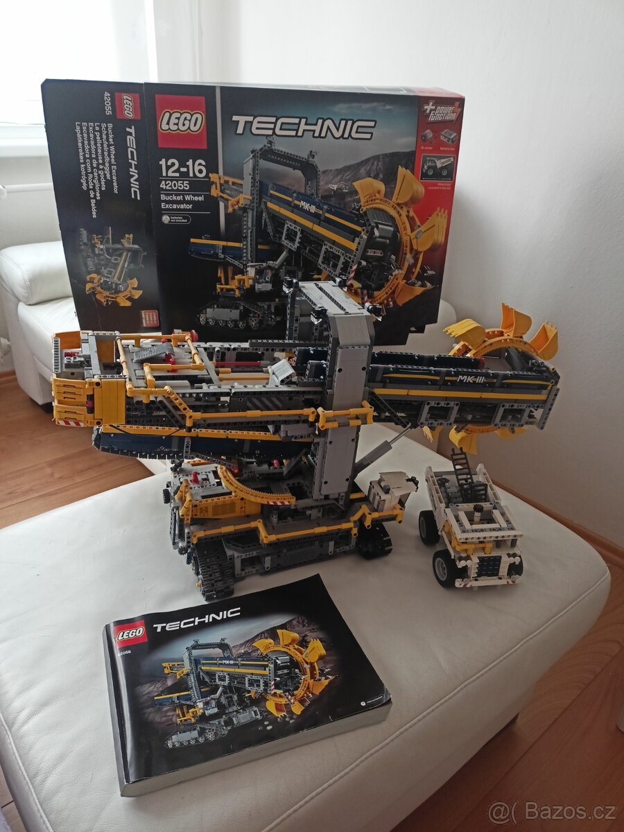 Lego "Těžební rýpadlo" - 2