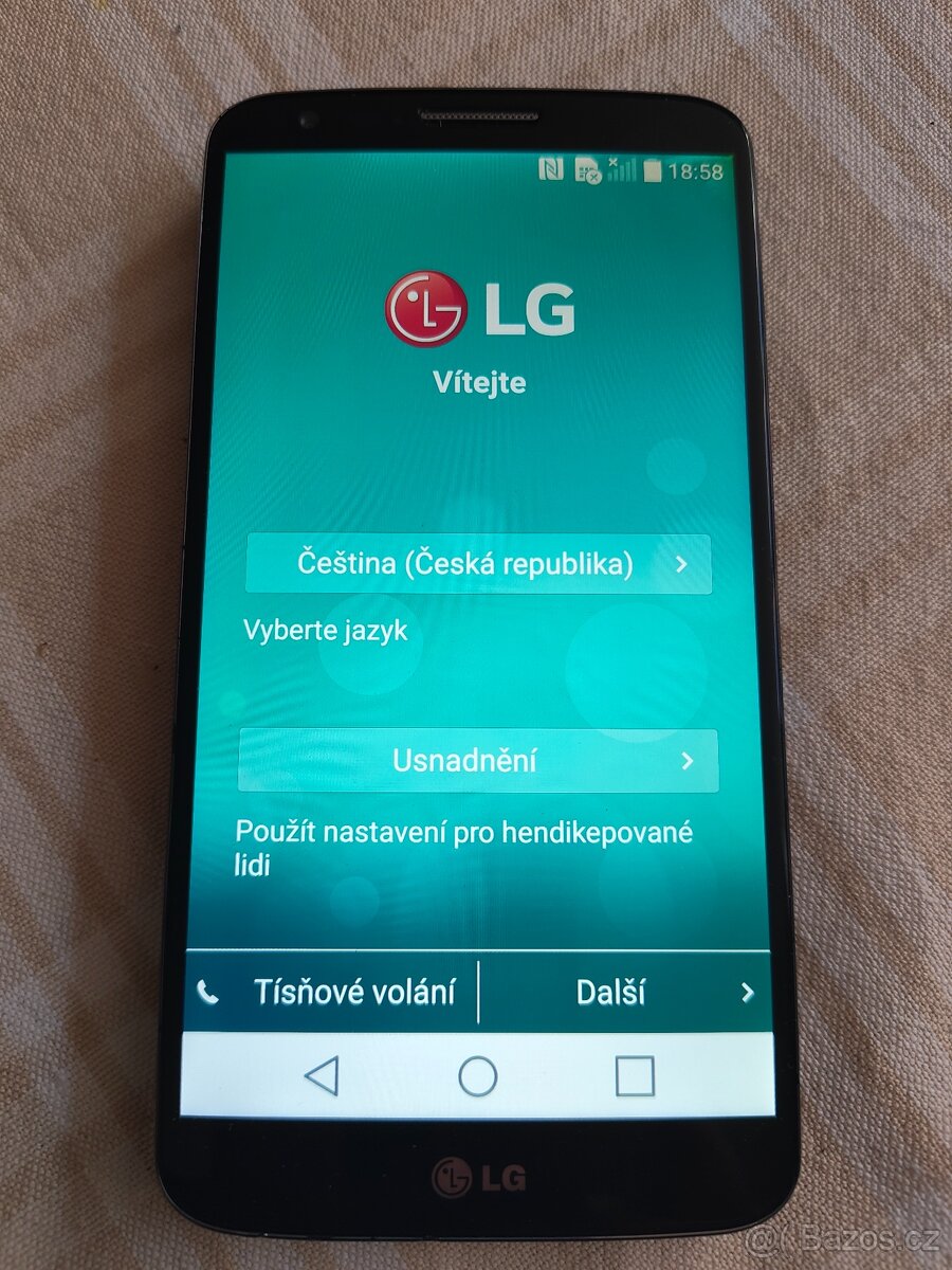 Dotykový telefon LG G2 (LG-D802) - 2