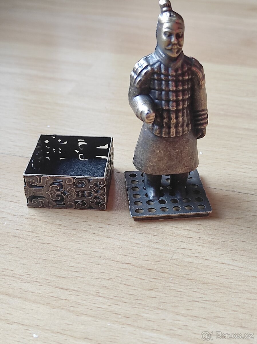 kadidelnice - voják - 2