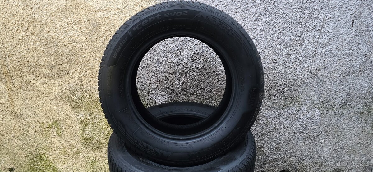 215/60/16 Firestone - zimní - pošlu poštou 956. - 2