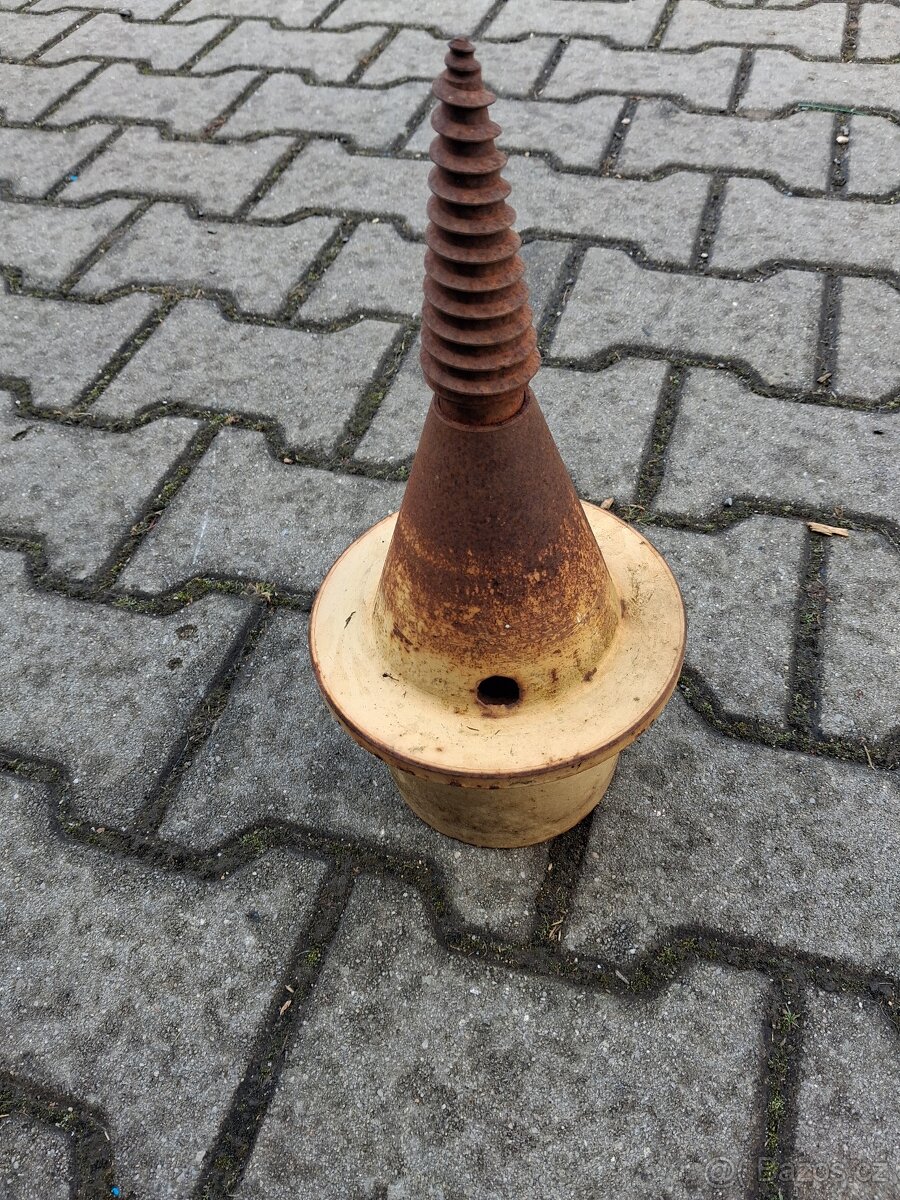 ŠTÍPACÍ KUŽEL - 2