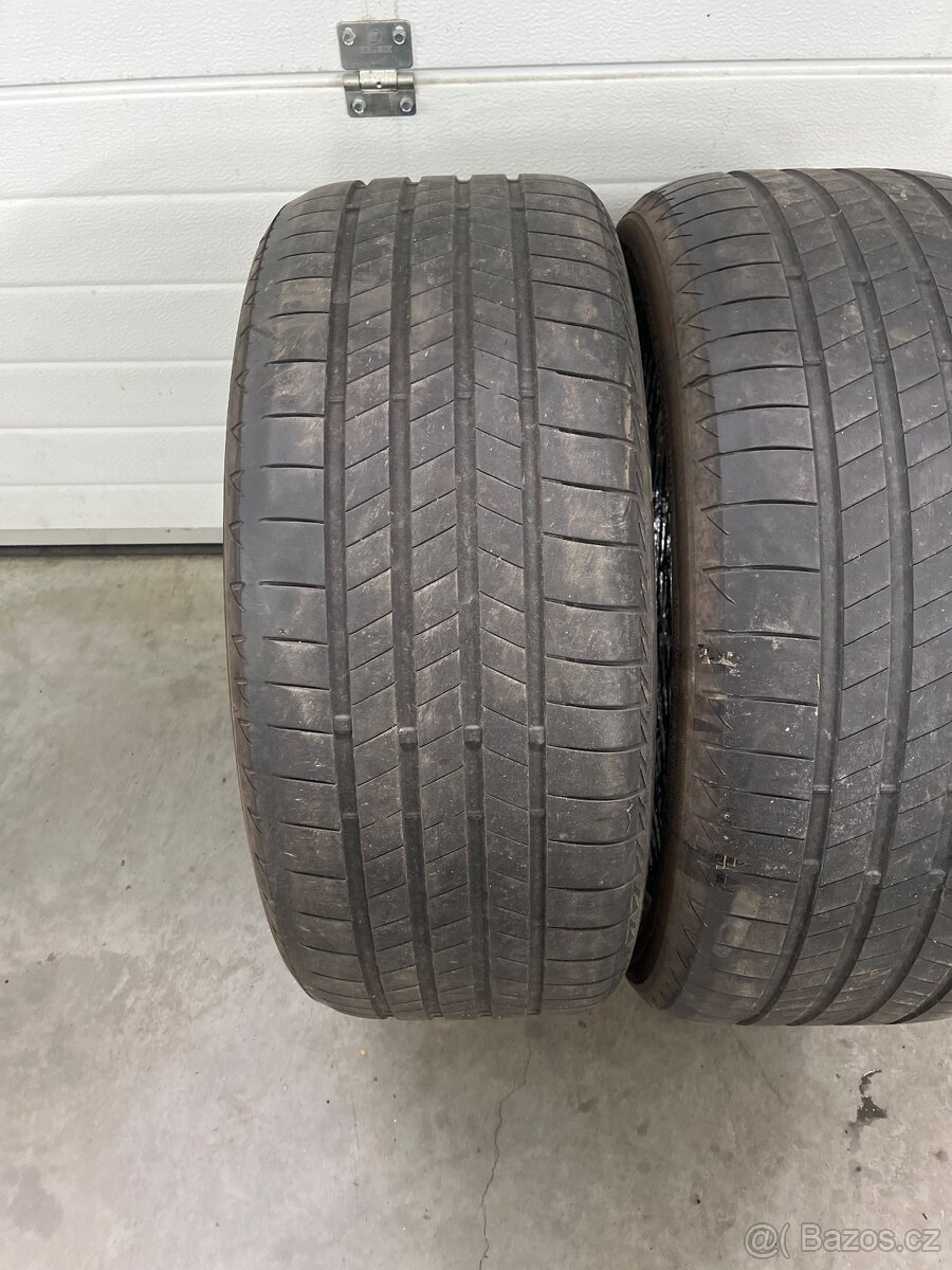 Letní pneu 255/40/21 - 2