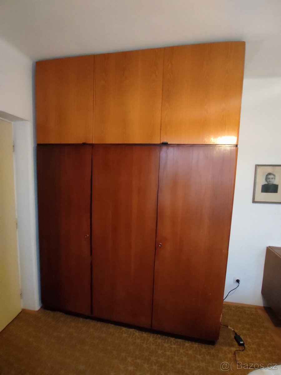 Šatní skříň+ nástavec, i jednotlivě - 2