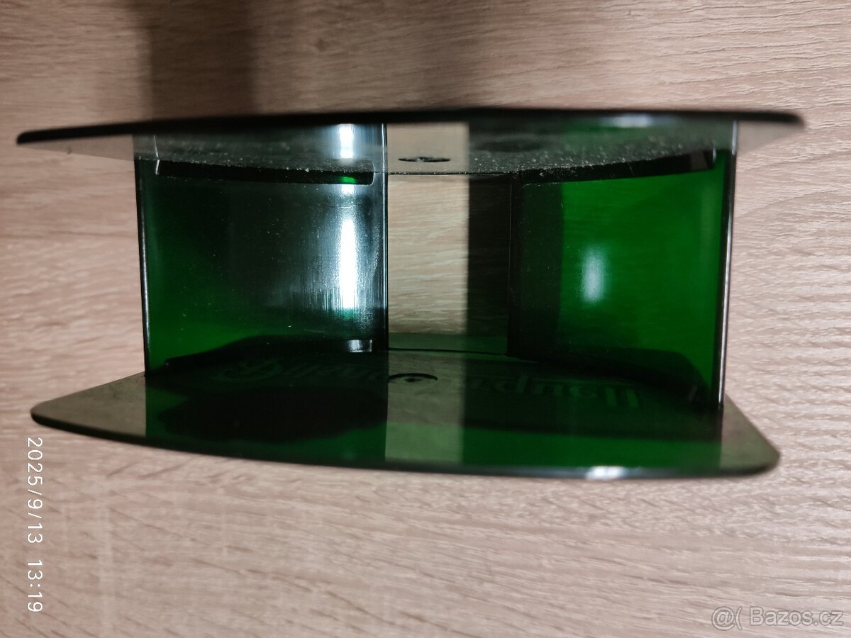 Držák na tácky - 2