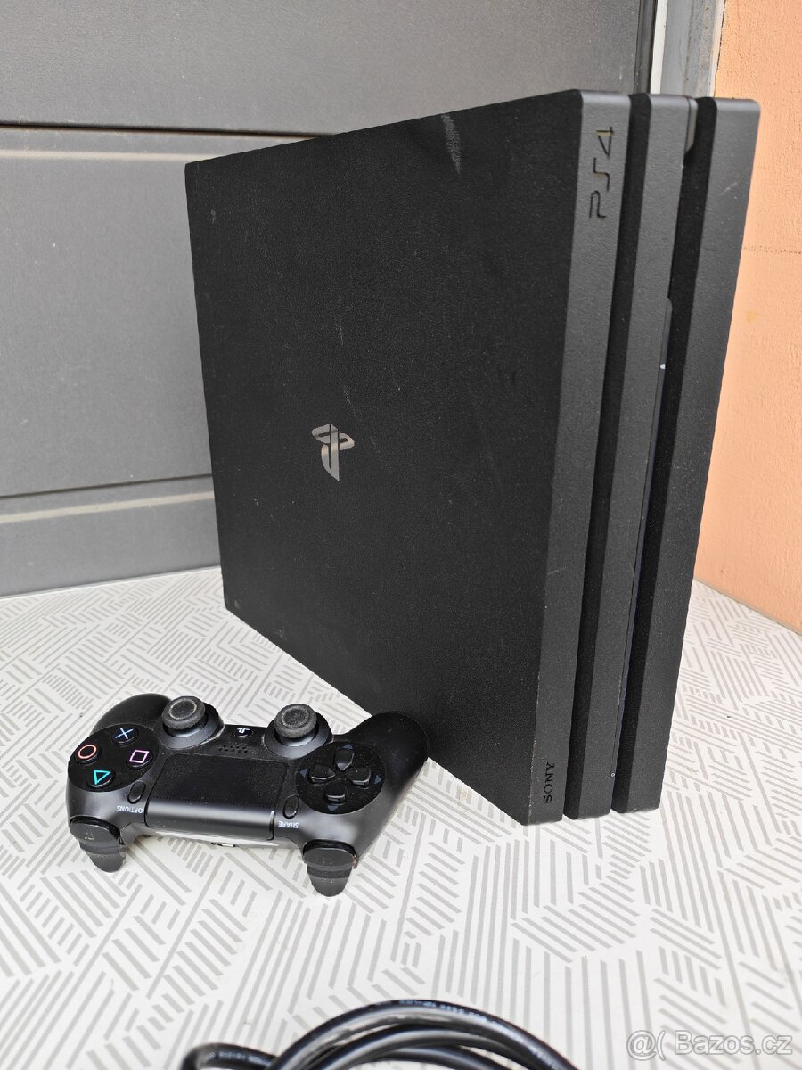 Playstation 4 PRO+hry - 2