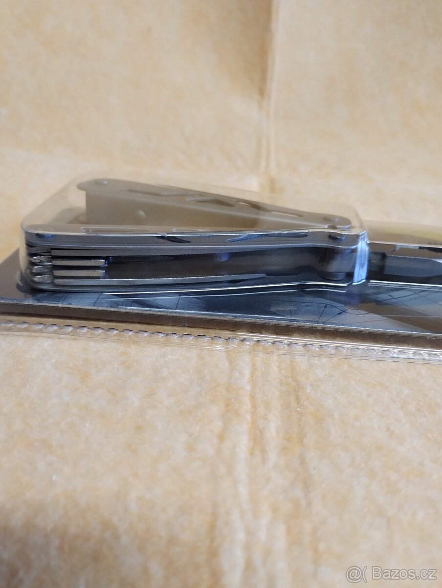 Prodám kapesní kleště Torago-Multi-Tool / 8 v 1, - 2