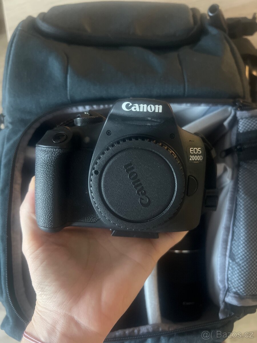 Canon EOS 2000D - 2