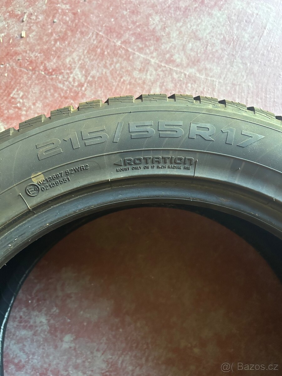 Nokian 215/55 r17 zimní - 2
