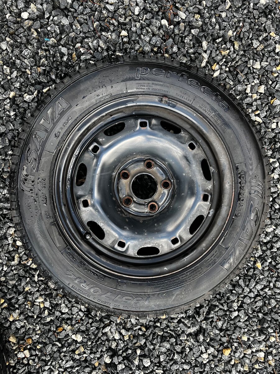 Letní pneu Škoda Fabia 165/70 R14 - 2