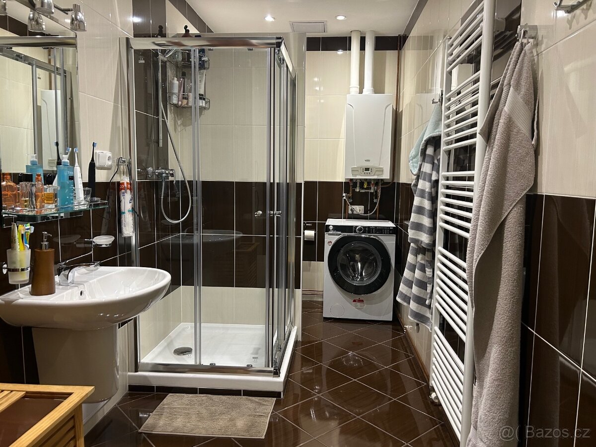 Pronájem luxusního bytu v OV v lázeňské části Teplic - 2