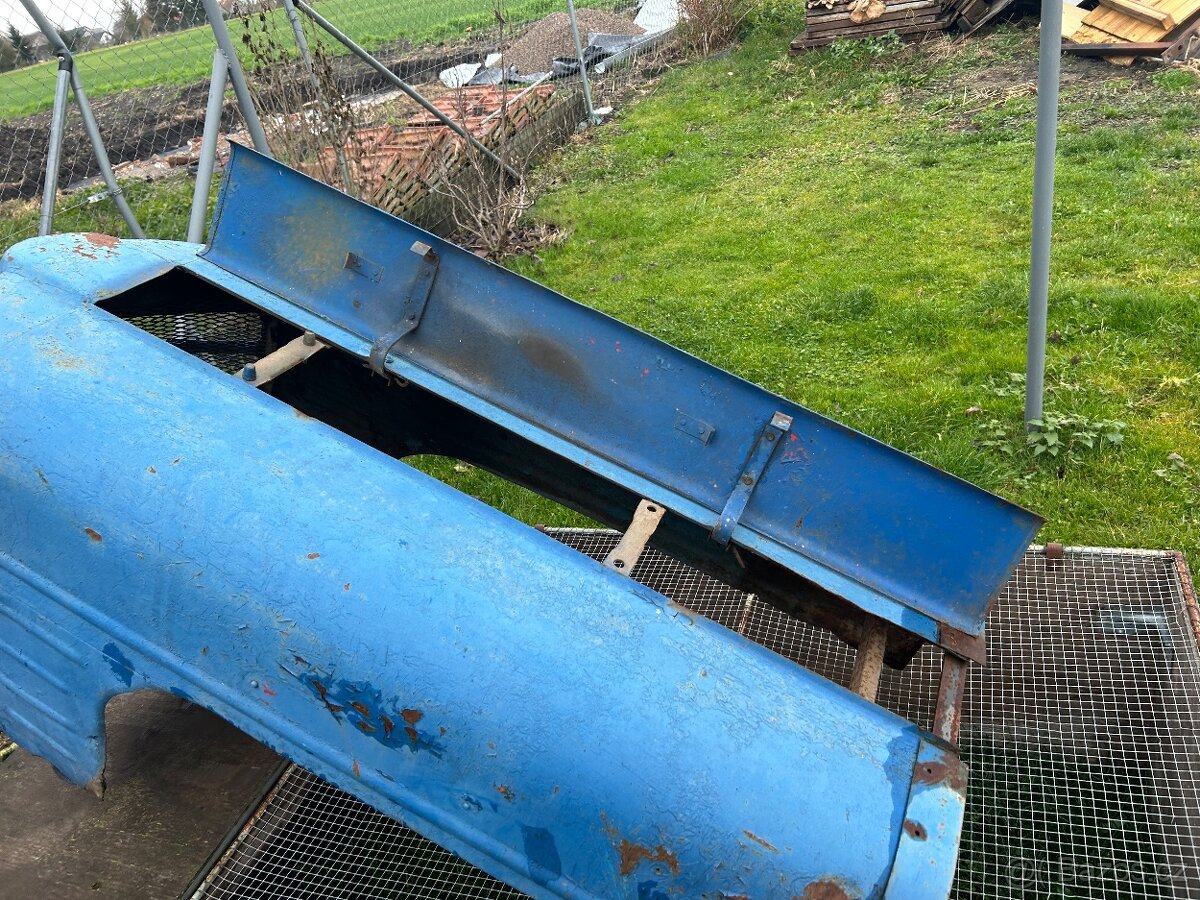 Prodám kapotu na Z 3011 - 2