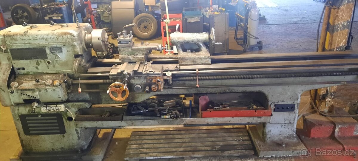 Soustruh k prodeji - 2