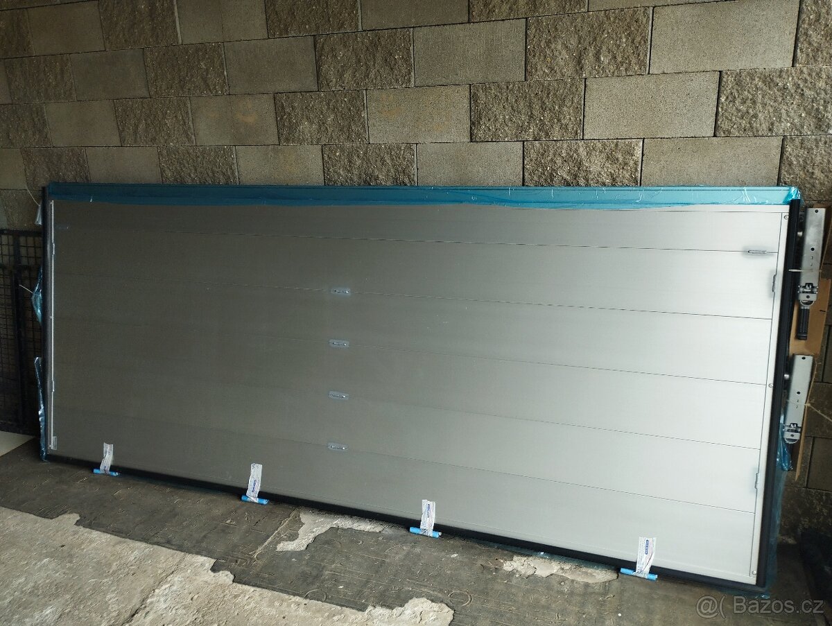 Zadní vrata na návěs PANAV - 2