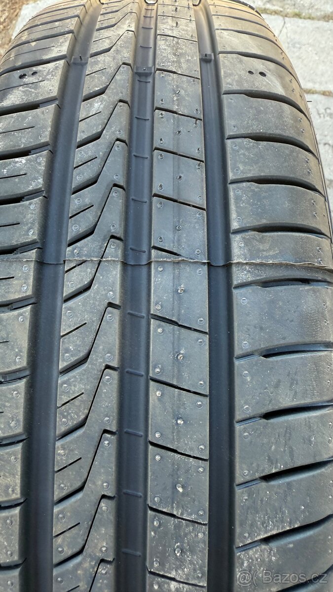 4x letní pneu Hankook 185/65 R15 88T 2x úplně nové - 2