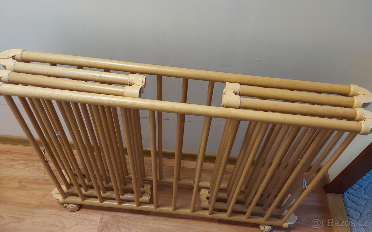 Skládací dětská ohrádka - 2