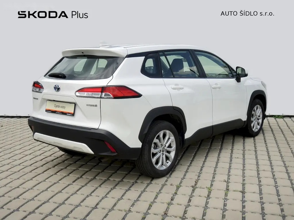 Toyota Corolla Cross, Comfort Business 2,0 Hybrid 4x 1 - 2