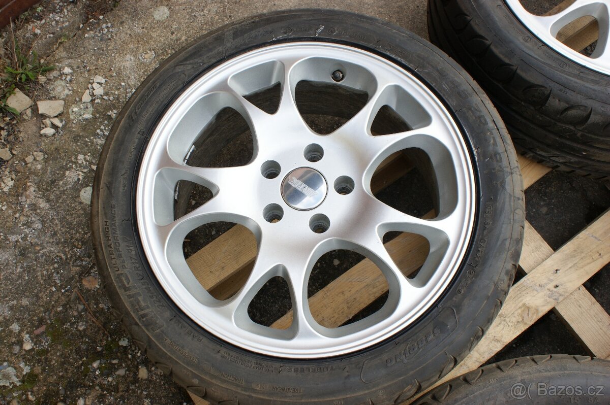 Artec alu R17 na VW Seat Skoda Audi 5x112 letni pneu - 2