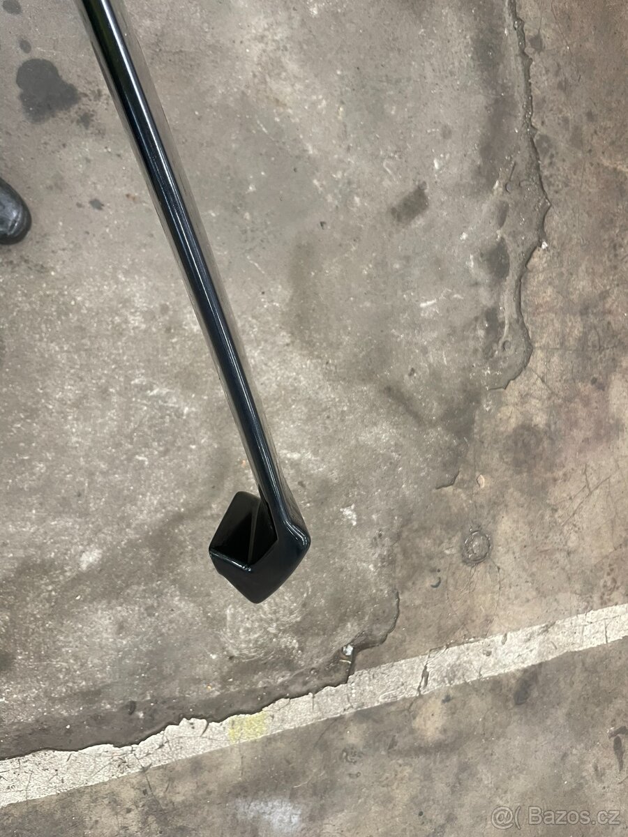 Škoda Octavia 2 RS křídlo - 2