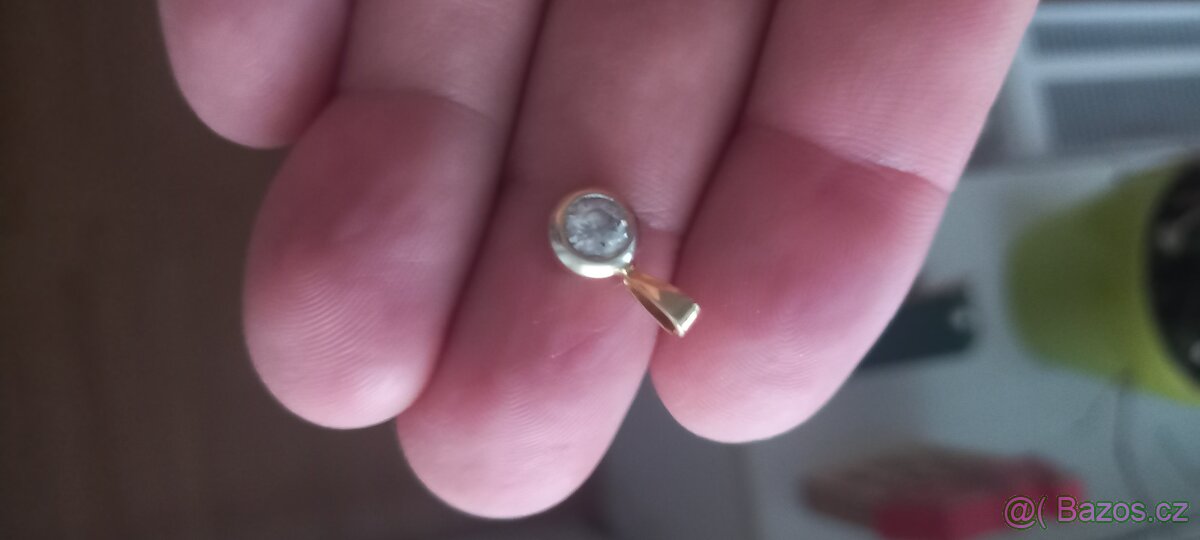 Zlatý přívěsek 14karát - 2