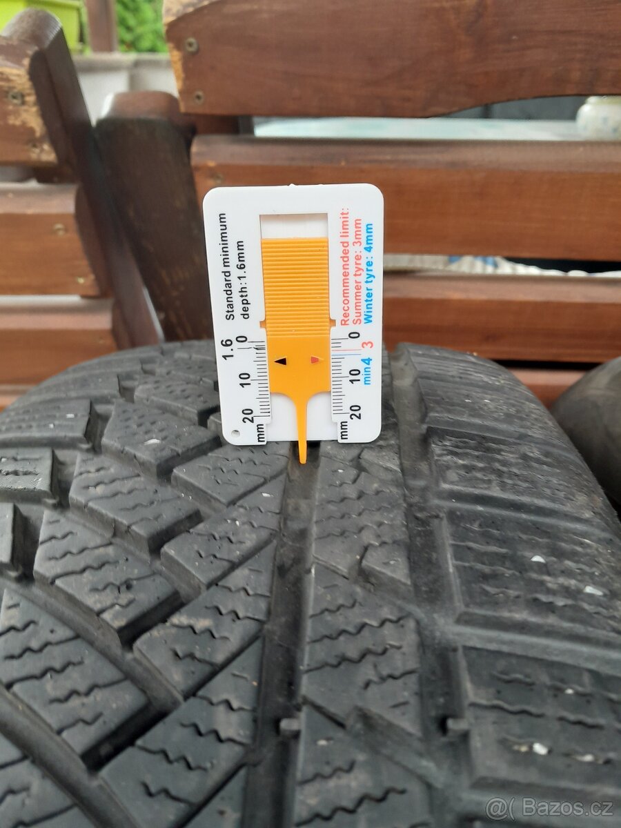 Zimní pneu 225/60/17 Continental - 2