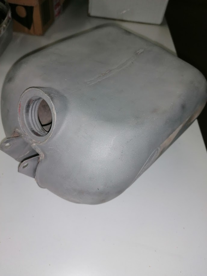 Nádrž jawa 555, 2 kusy. - 2