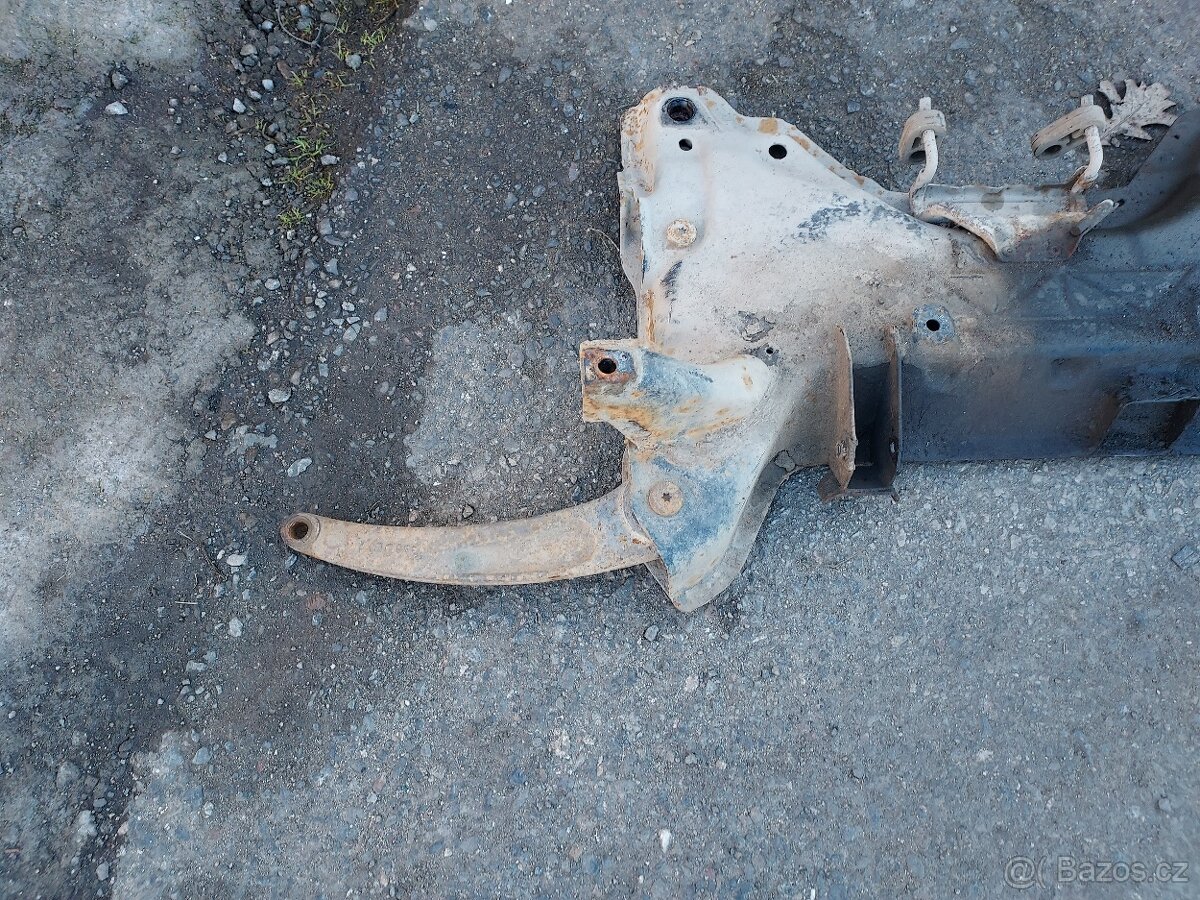 nápravnice Peugeot 307 - 2