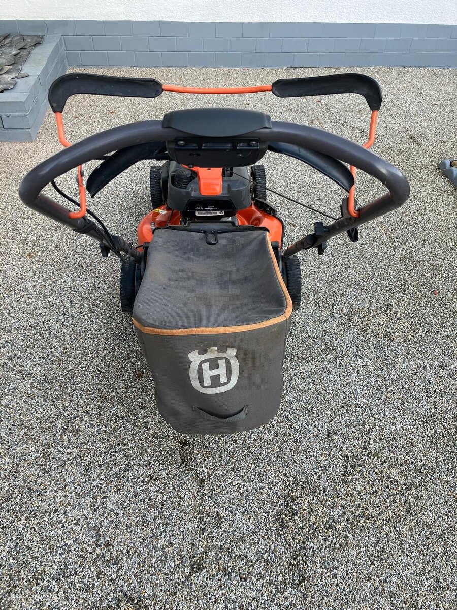 Husqvarna LC 356V - 2