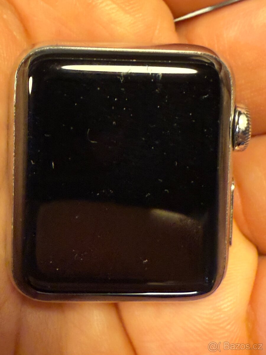 Staré apple watch series 2 a 3 - 2