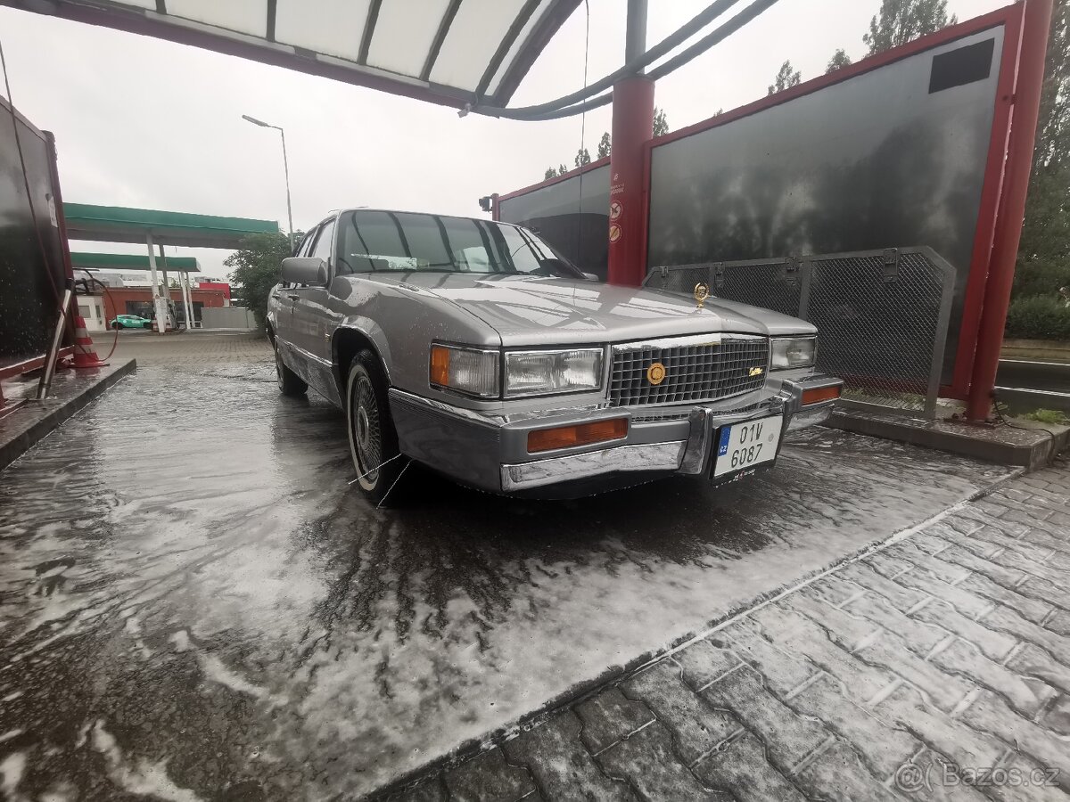 Cadillac De Ville 1990 4.5l V8, 134kw - 2