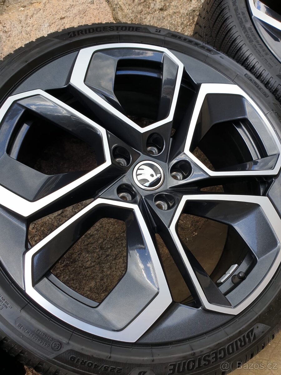 Altair 5x112 225/40/19 zimní Octavia IV RS - 2